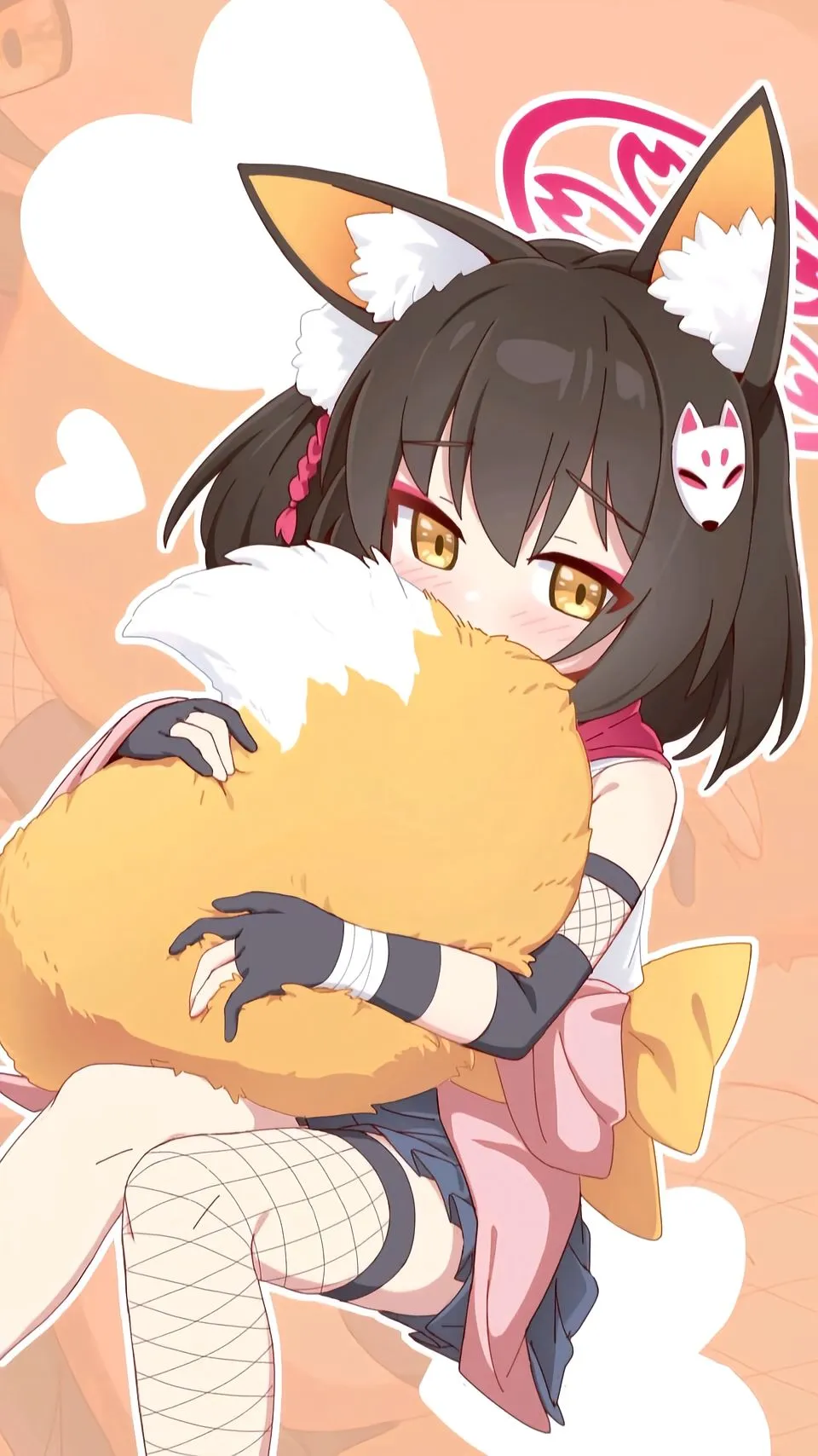 久田泉奈把自己的大尾巴抱在怀里